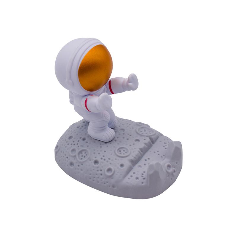 3D Cartoon Astronaut Gold Color Phone Stand Cute Figurine Desk Decor Creative Mobile Phone Holder Gift for Friends