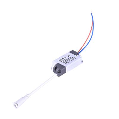 LED-drivdon 8/12/15/18/21W Strömförsörjning Dimbar Transformator Vattentät LED-lampa
