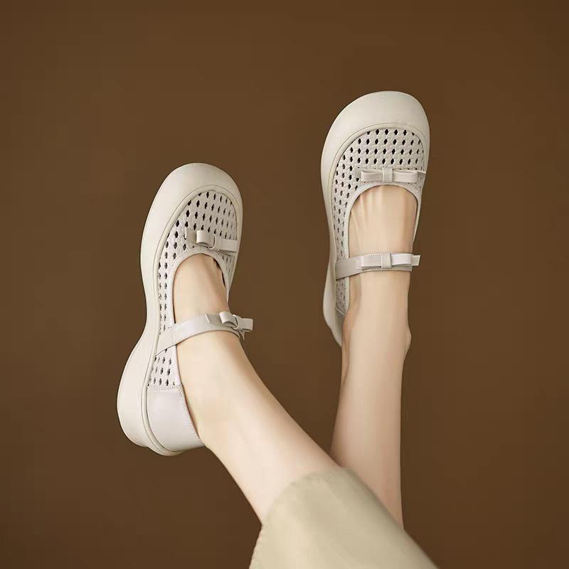 French retro style fashion women's commuting word with round head platform casual shoes shallow mouth single shoes hollow hole sandals