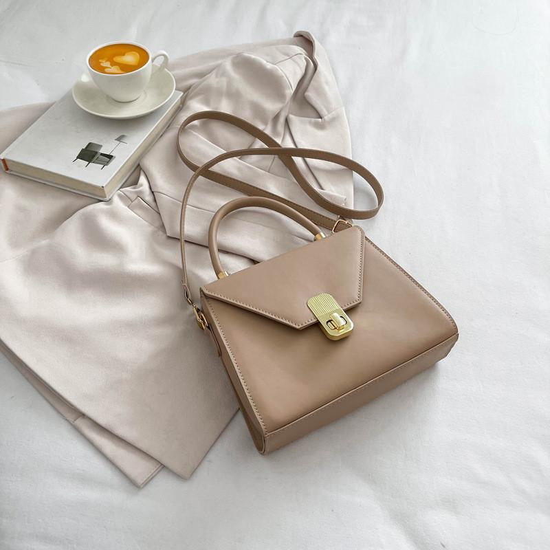 Stylish Summer Fashion Shoulder Bag Trendy Commuter Crossbody Bag Chic 2023 Small Square Bag