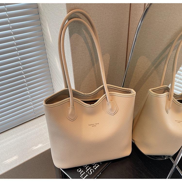 Bag Women's Large Capacity Tote Bag 2025 New Casual Shoulder Bag Handbag Retro Versatile Underarm Bag