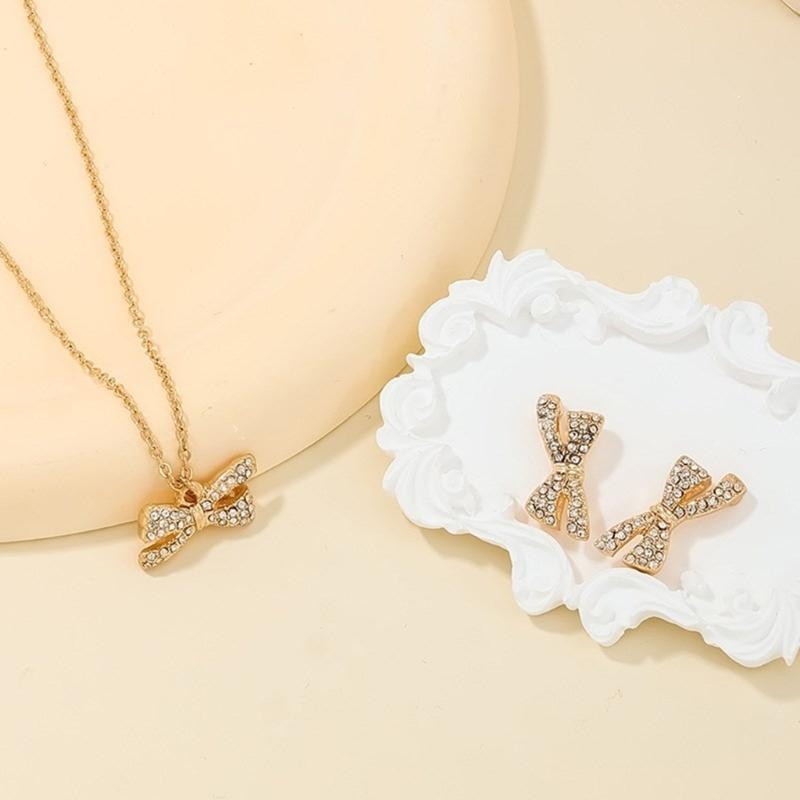 Delicate Bowknot Pendant Necklace and Earrings Combo Graceful Women's Neckchain and Ear Studs Jewelry Set Collection