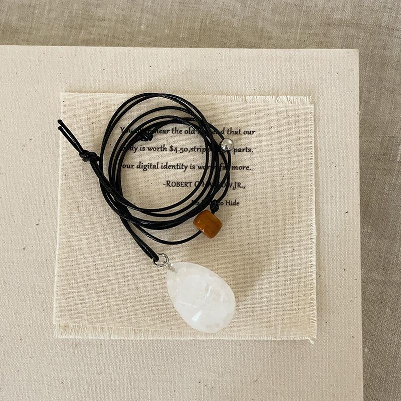Niche Design Sense, Water Drop, Natural Stone Black Rope, Long Necklace, Simple And Versatile Temperament, Fashionable Neck Chain, Sweater Chain.