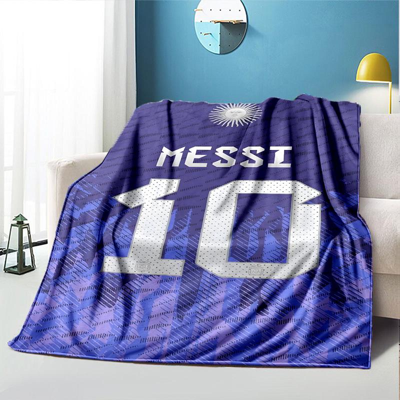 football player Pattern Blanket for Home Decoration, Bed, Sofa, Car Travel, Camping, Suitable for All Seasons, Birthday Christmas Gift