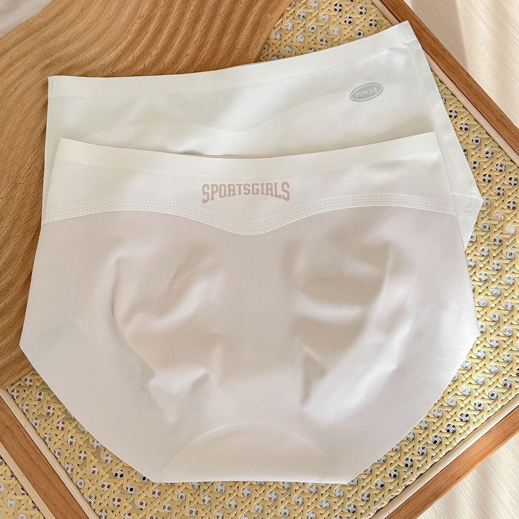 Thin Underwear Women Comfortable Breathable Girls No Trace Matching Color Middle Waist Antibacterial Briefs