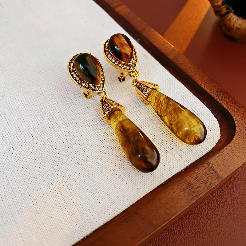 

Серьги-пусеты с подвеской в виде капли бриллианта Серебряная игла - Винтажный роскошный дизайн