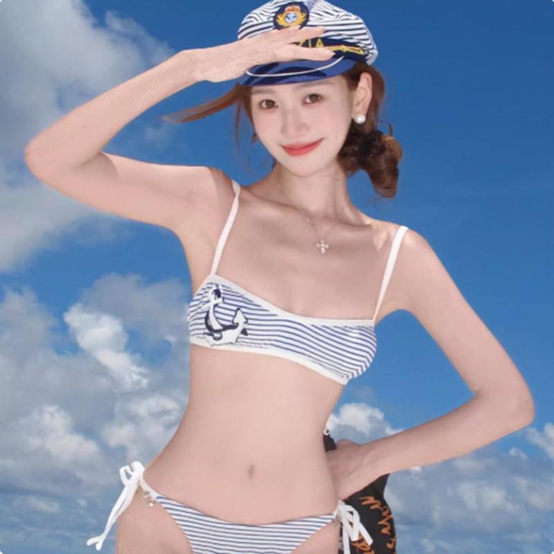 Costume da Bagno a Strisce Stile Marinaio Hot Girl con Spacco Bikini Puro Desiderio di Alta Qualità Va in Vacanza