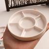 Round White Imitation Porcelain Plastic Palette with Lid for Acrylic and Watercolor Painting