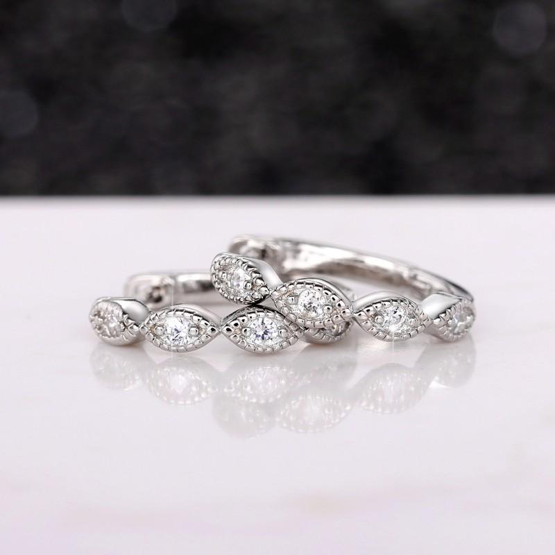 Huitan Fancy  Color Hoop Earrings for Women Paved Crystal CZ Daily Wear Fashion Elegant Female Accessory Statement Jewelry