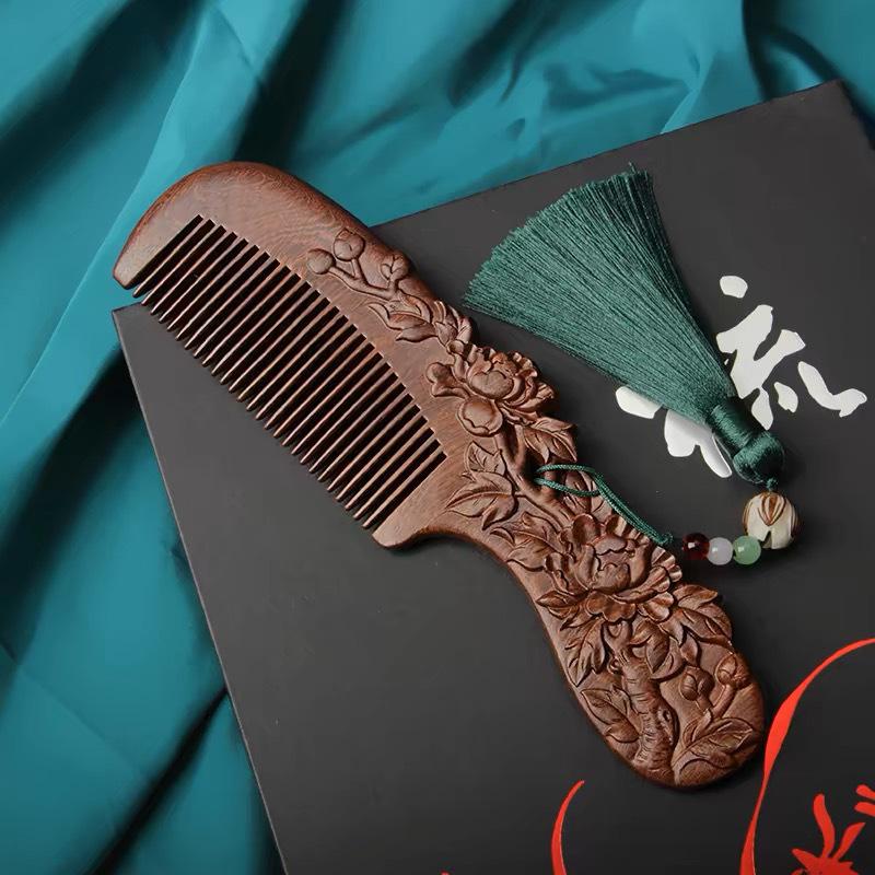 Engraved Green Sandalwood Comb - Black Gold Carved Design, Gift Box Included