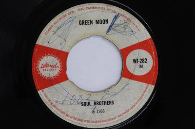7inch Record SOUL BROTHERS - Green Moon / Egal OK WI282 ISLAND RECORDS 1966 UK Reggae, Ska & Dub Used
