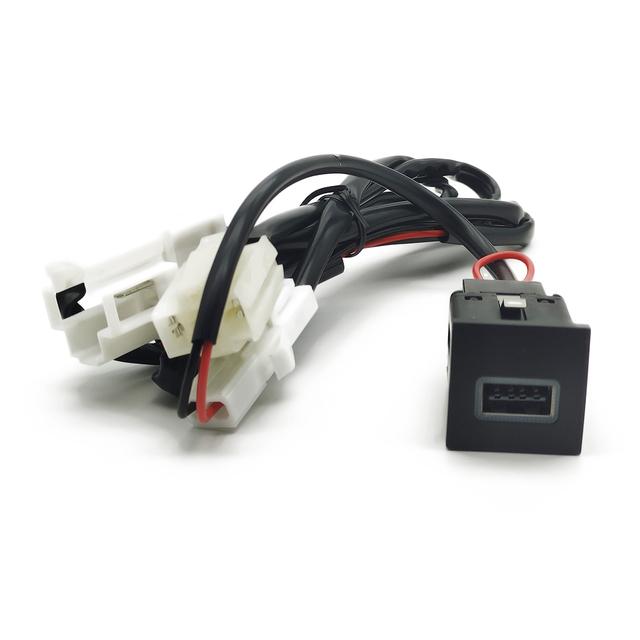 1PC Quick Car Charger Socket 12V/24V Cigarette Lighter USB Interface Adapter For Volkswagen Jetta 5 MK5 Scirocco Golf 6 06-12