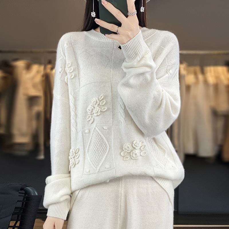 Women's Autumn Winter Wool Crochet Sweater - Casual Embroidered Round Neck Loose Knitwear