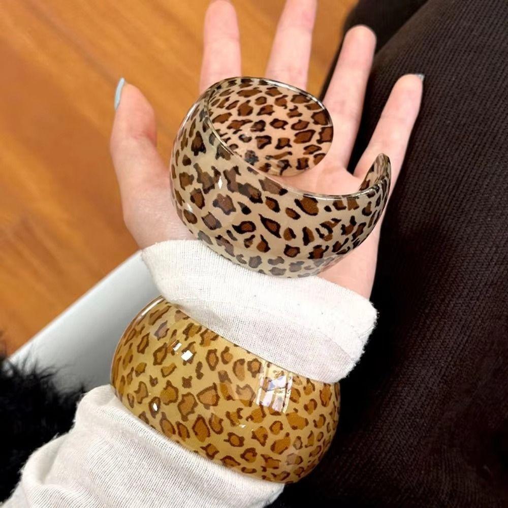 Leopard Print Cuff Bracelets Acrylic Hand Jewelry Fashion Chunky Bangles Jewelry Accessories