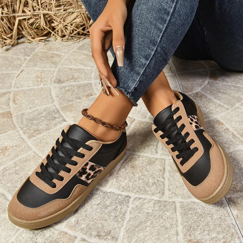 Large Size Retro Leopard Print Women's Autumn New Round Head Lace-up Versatile Casual Shoes