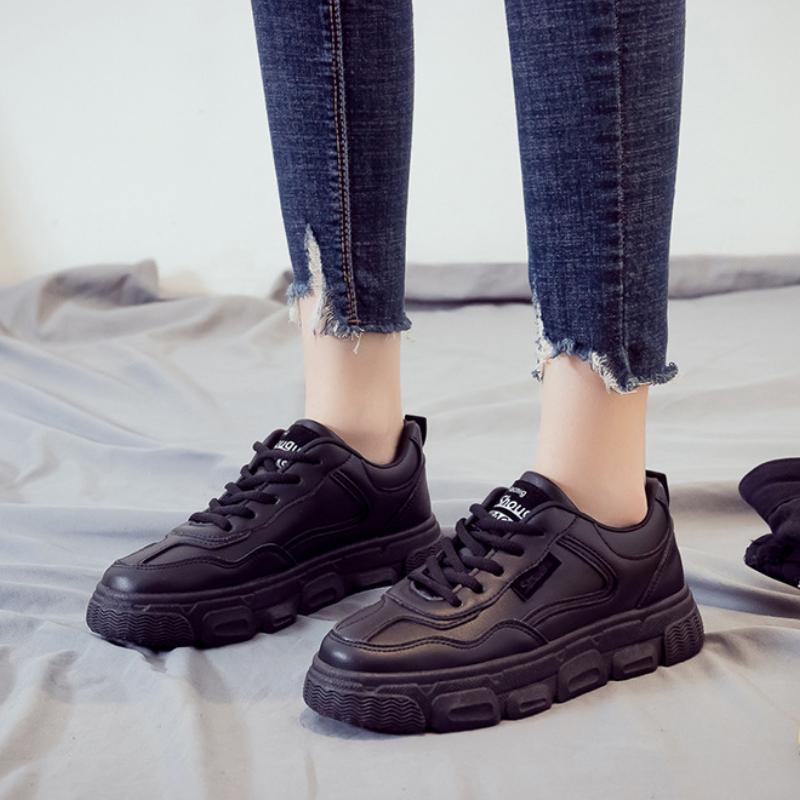 Klobige Dad-Schuhe mit dicker Sohle 2024 Frühling Herbst Neu Vielseitig Lässig Schwarz Sportliche Board-Schuhe Damen Vulkanisierte Schuhe Zapatos Mujer