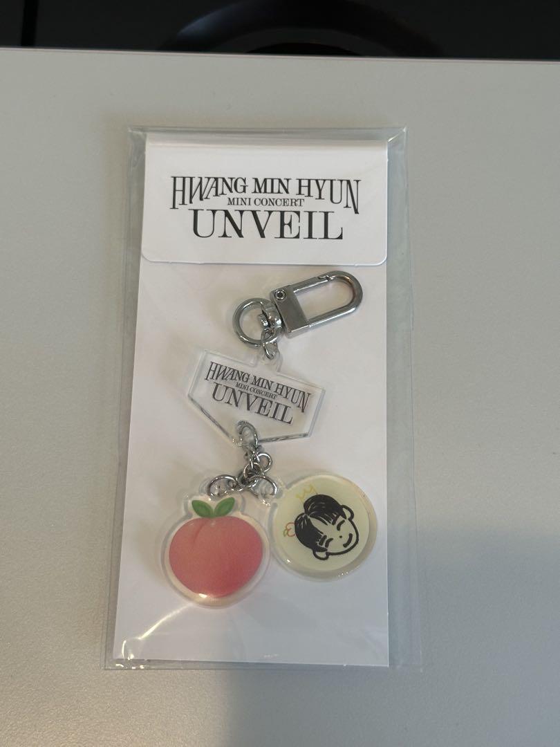 

[Б/У] Брелок Хван Мин Ён