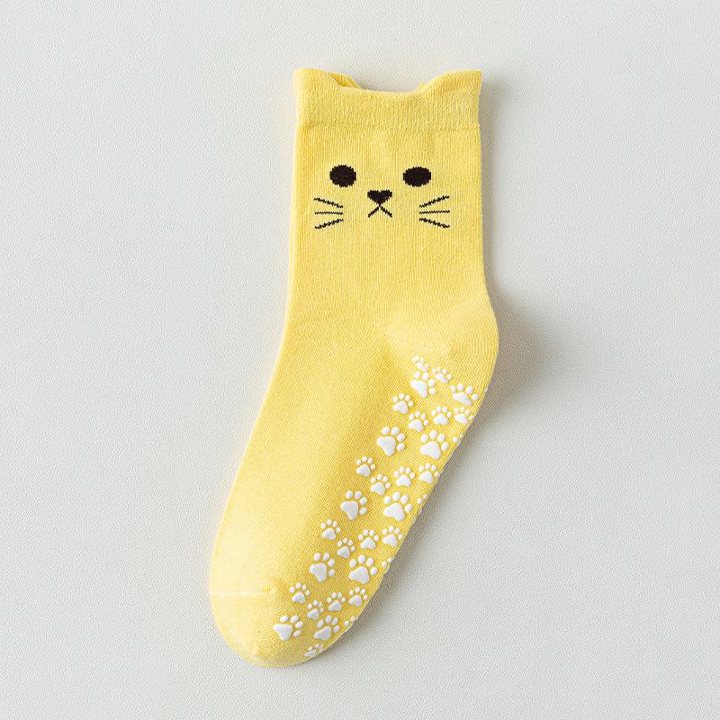 Female Spring and Autumn Professional Non Slip Fitness Pilates Yoga Indoor Sports Floor Tube Socks