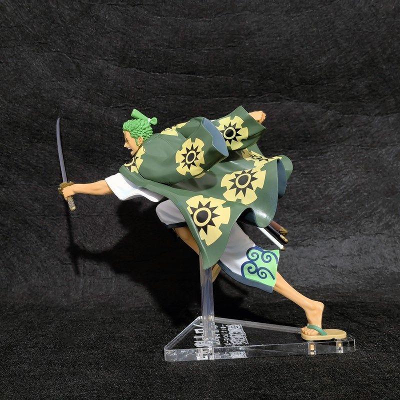 One Piece Kimono Solon Three Blade Battle Edition Model Toy Anime PVC Action Series Doll Model Gift for Children