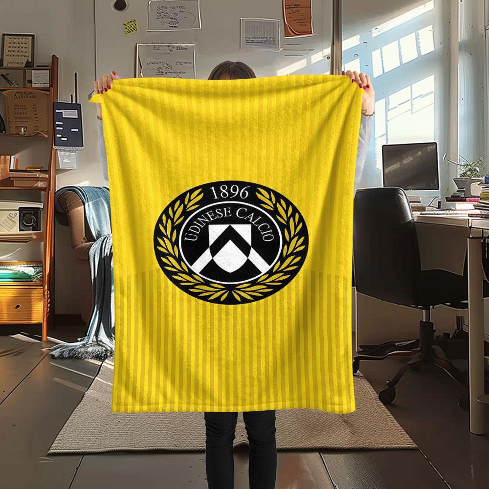 UDC logo Blanket, High quality Comfortable for All Seasons, Home Decor, Warmth and Comfort