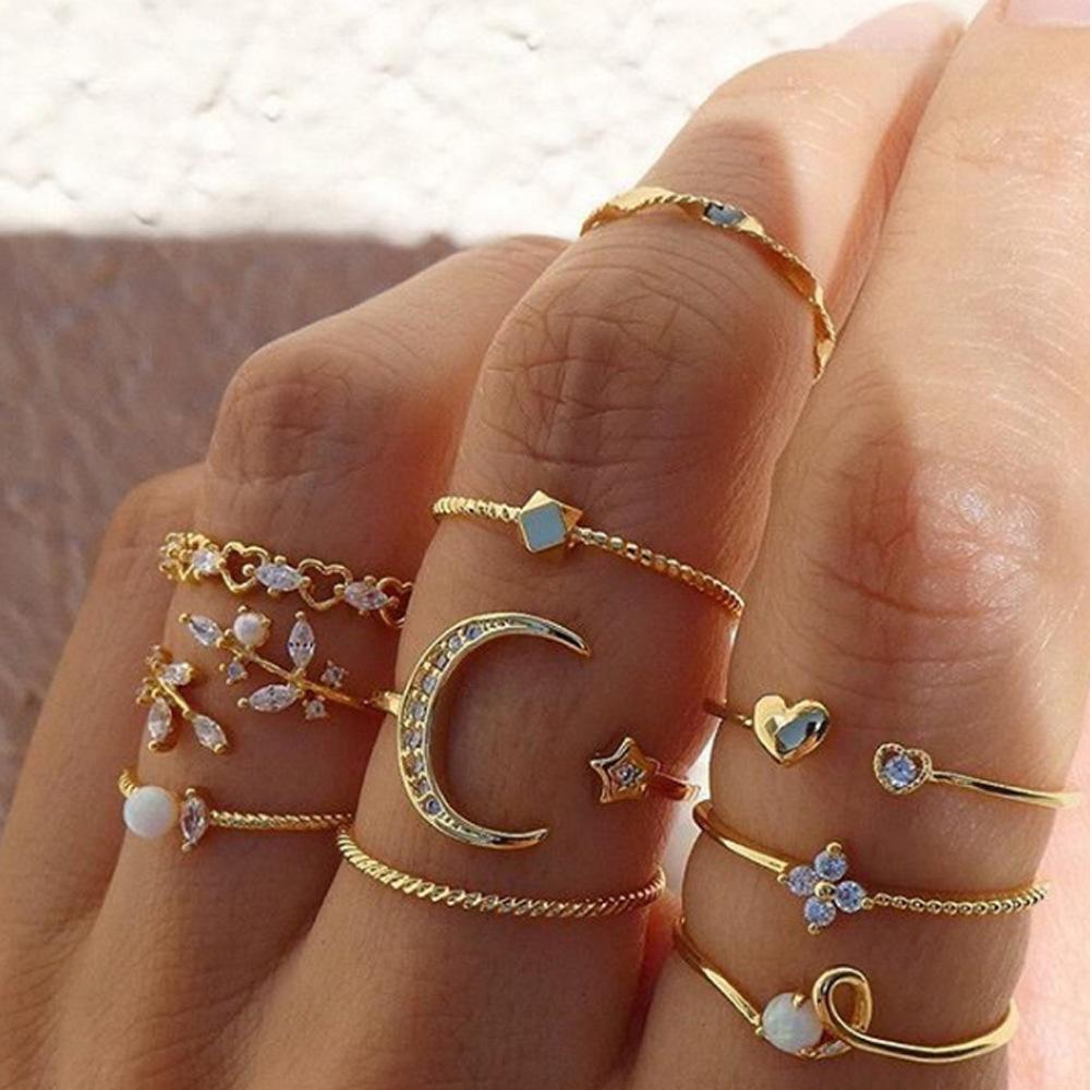 Retro Style Niche Diamond-encrusted Star and Moon Stacked Joint Ring Design Sense Love Butterfly Opening Ring Set