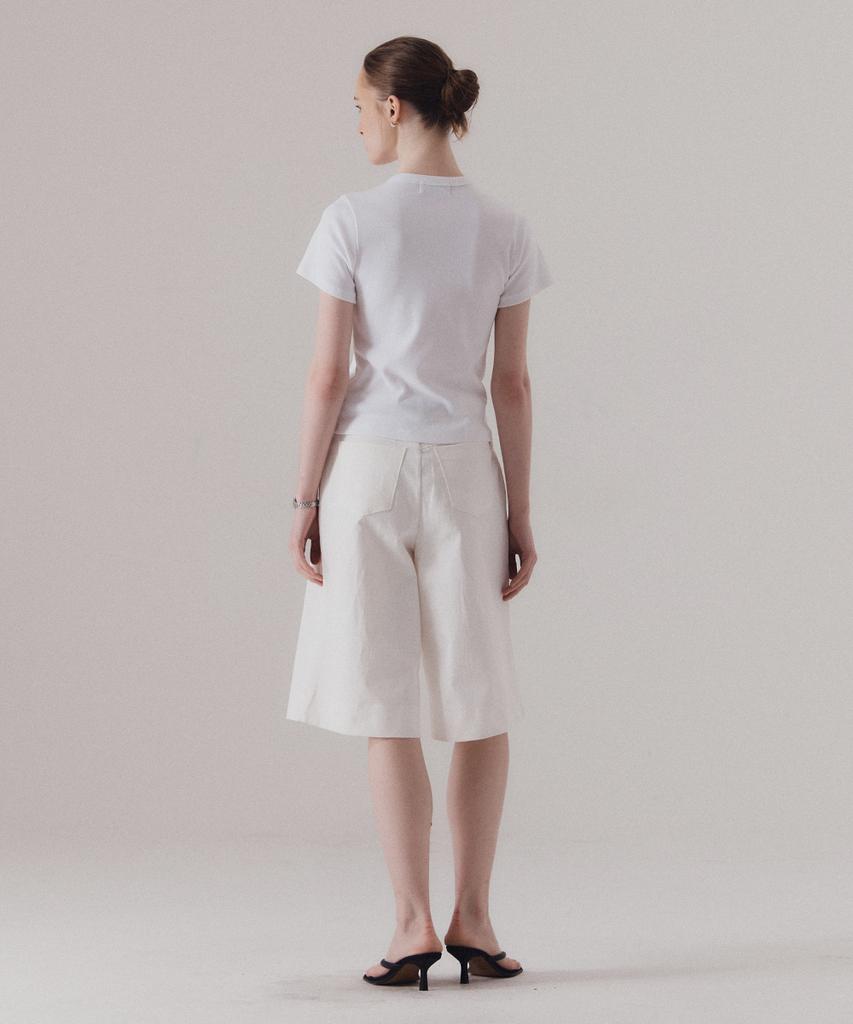 SILN Classic Contour Bermuda Pants (White)
