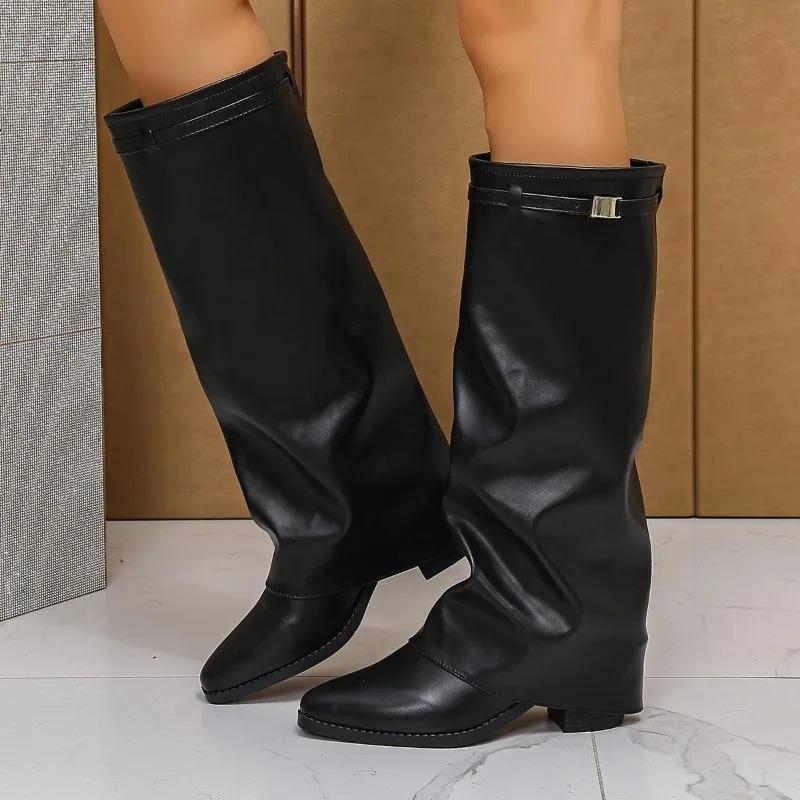 Dlouhé kozačky pro ženy Sexy vysoké podpatky Zimní boty Špičatá špička Módní vysoké dámské kozačky Lodičky Designérské gotické dámské kozačky