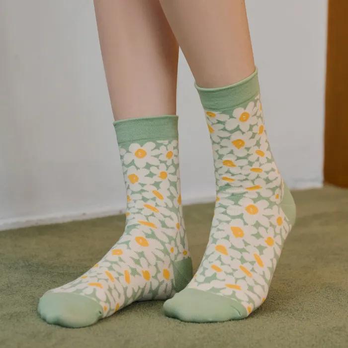 [BIARRITZ/26SS] Pepe Flower Painting Pattern Crew Socks 2 colors