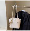 Premium Textured Small Bag Women's New Summer Commuter Versatile Shoulder Bag Fashionable Portable Bucket Bag