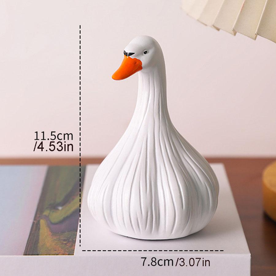 Cute Garlic Duck Desk Decor, Stress Relief Ornament for Calm Mood & Office Relaxation