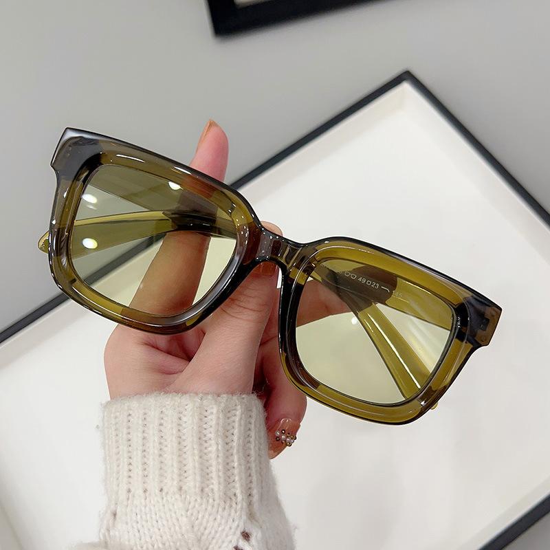 JYL TS Sunglasses Women UV Protection Plain Frame Z3803 A-8224 нечетких нечеткая