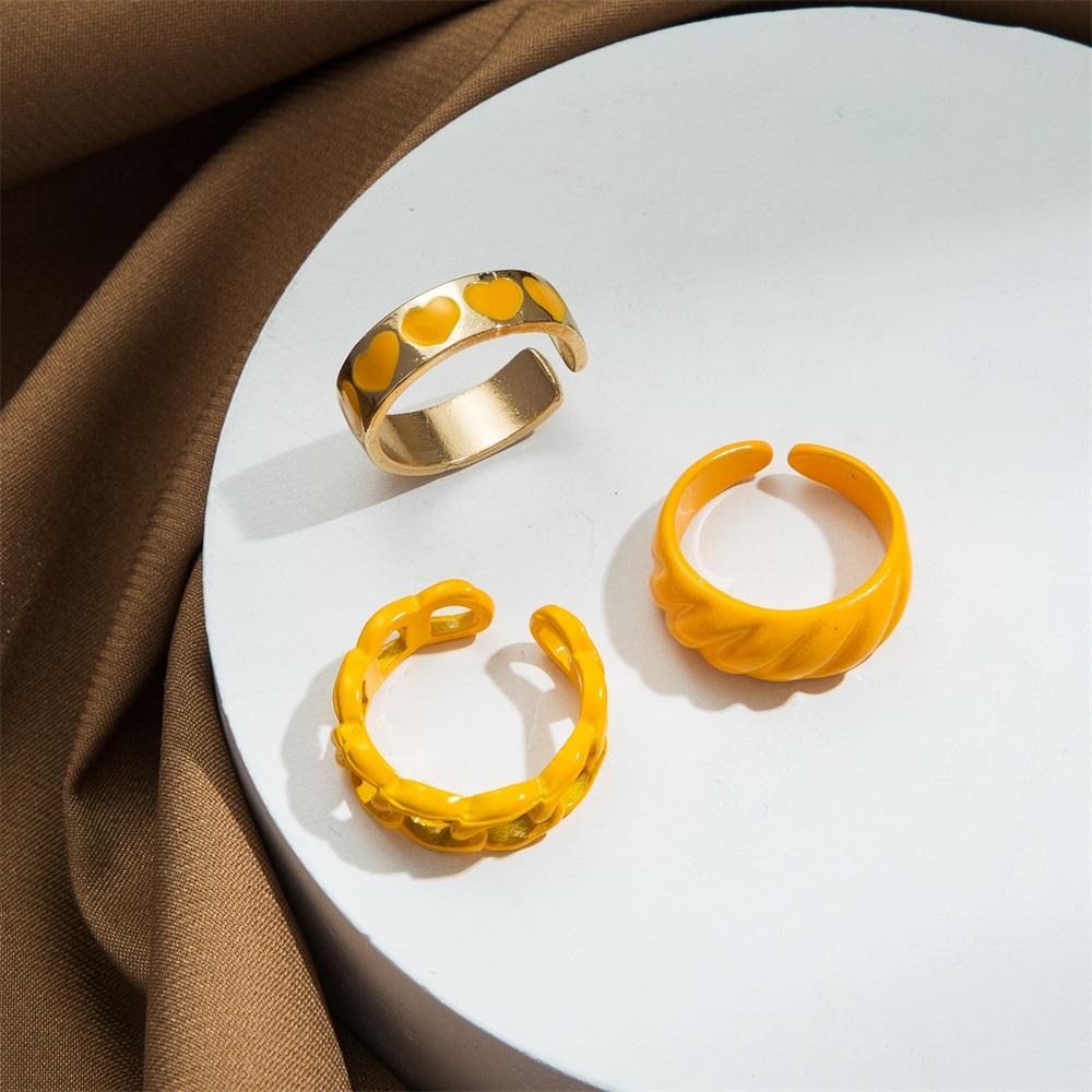 Retro Gentle Hollow Dripping Oil Retro Ring 3-piece Set Fashion Trend Punk Ring Set Decoration