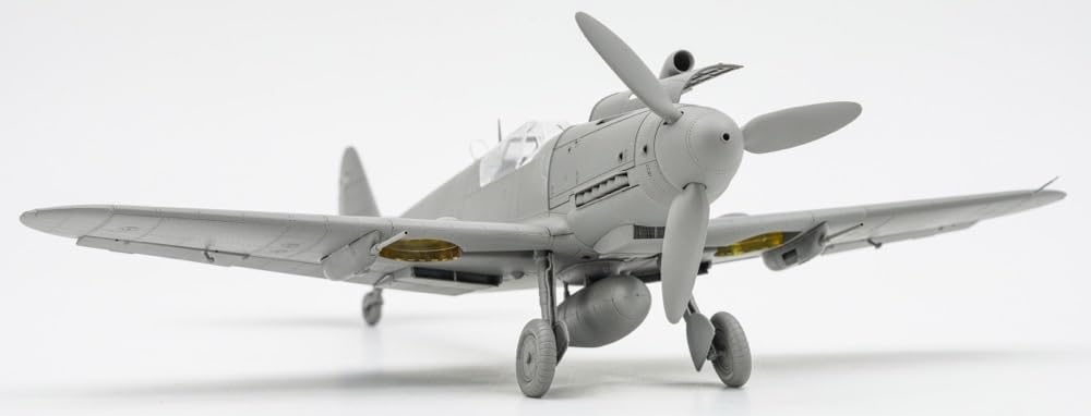 Hraniční model německý Messerschmitt plastový model BF013 1/35 BF109G-10 (Letoun)