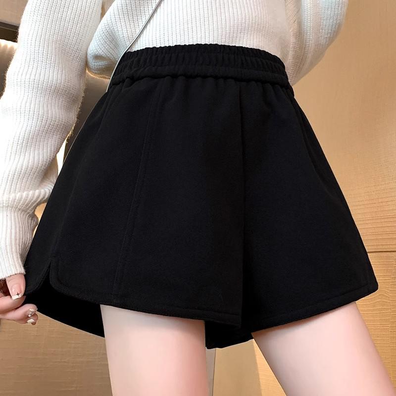 2025 Woolen High-Waist A-Line Shorts for Women: Autumn/Winter Casual Wide-Leg Petite Fit