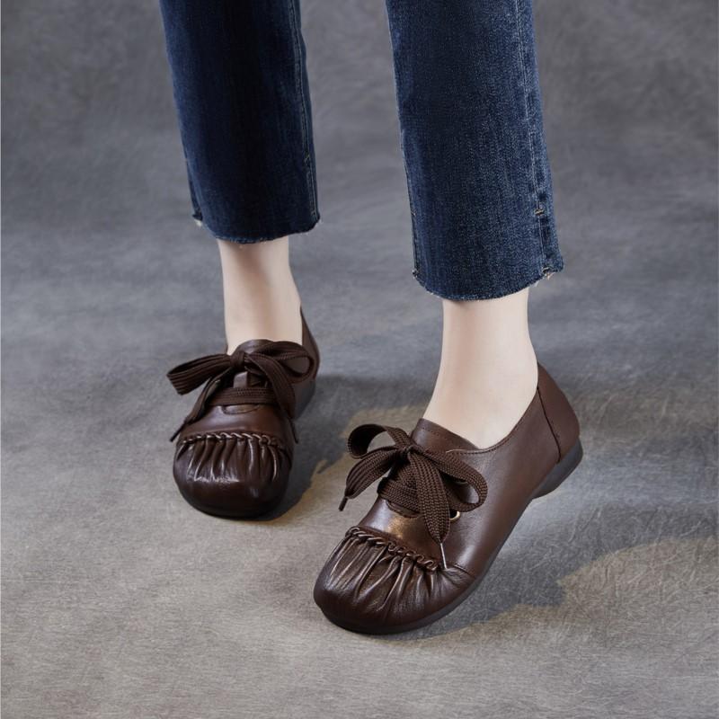 Johnature Handgefertigte Retro-Damen-Schuhe aus echtem Leder mit weicher Sohle, bequeme Schnürschuhe mit Falten und niedrigem Absatz