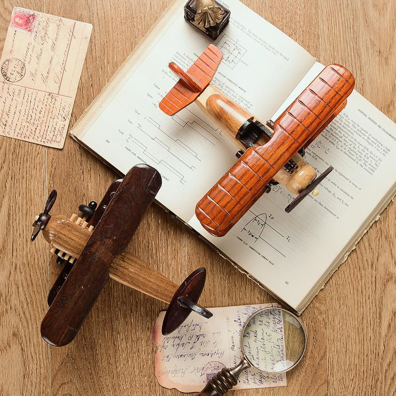 Wood Airplane Figurine Retro 3D Biplane Sculpt Creative Airplane Model Crafts Desktop Ornament Gift Home Decorations Accessories