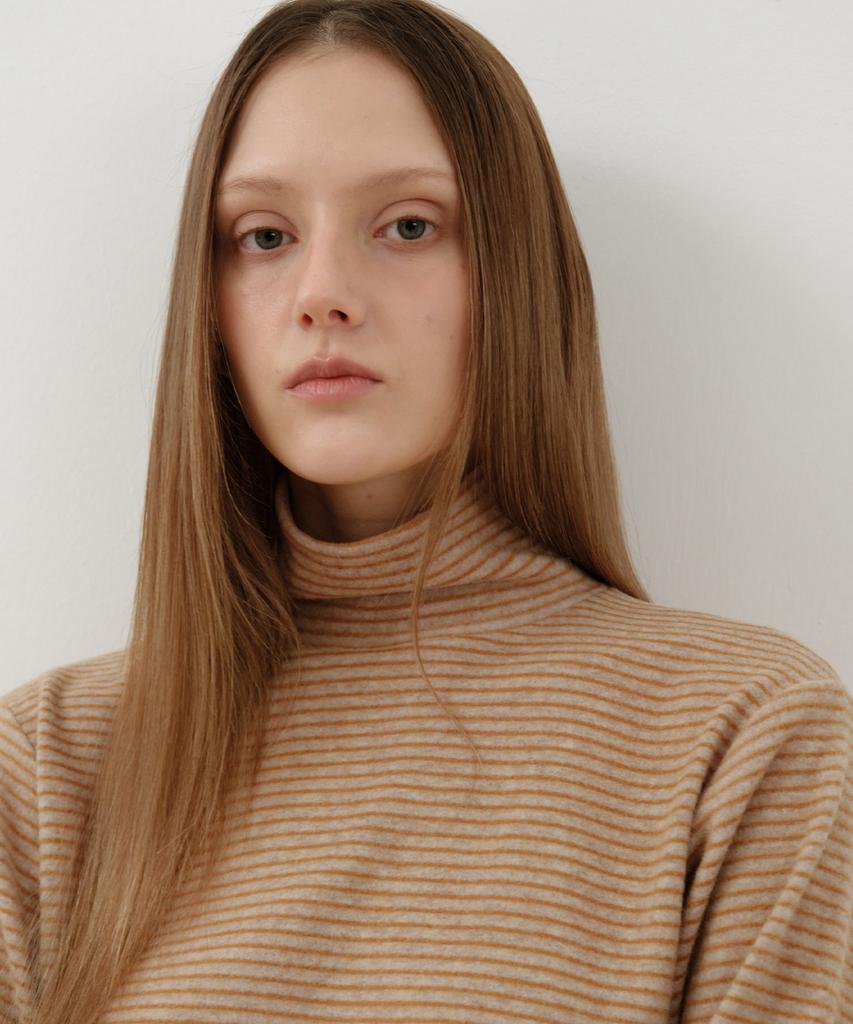 Wednesday Oasis For Woman Fuzz Stripe Turtleneck Tee_Warm Yellow(W25-Tp51)