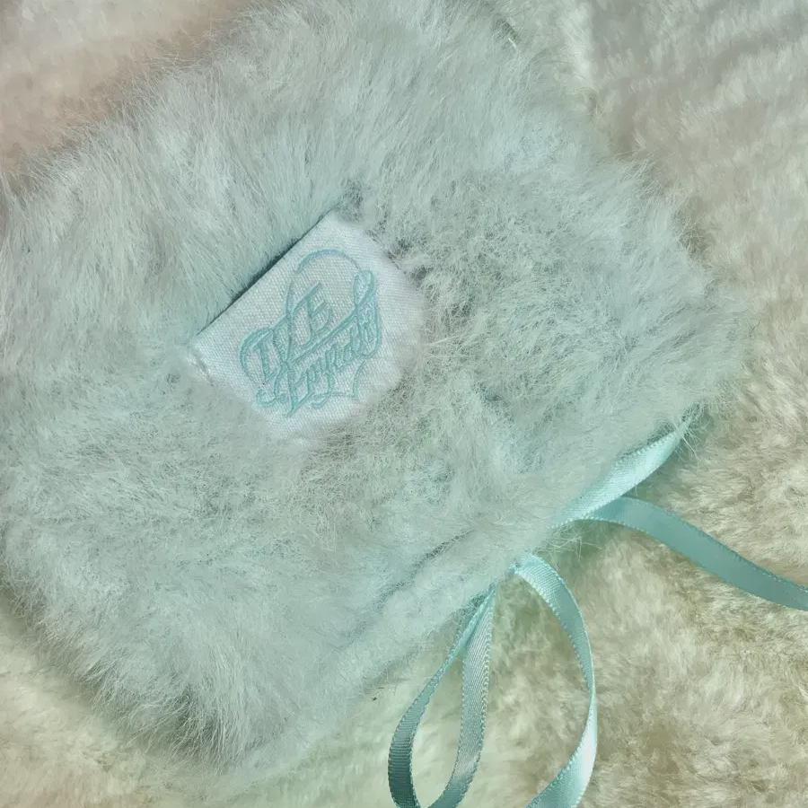 

Гун Гун Могу ли я выбрать лучшую цену У меня Эмпатия Кошелек Версия Альбом, Ан Юджин, Чан Вон Ён-рей