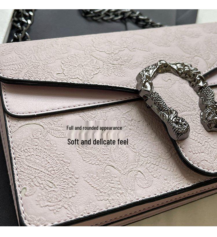 2024 Trendy Women's Crossbody Bag: Snake Head Crocodile Skin with Chain