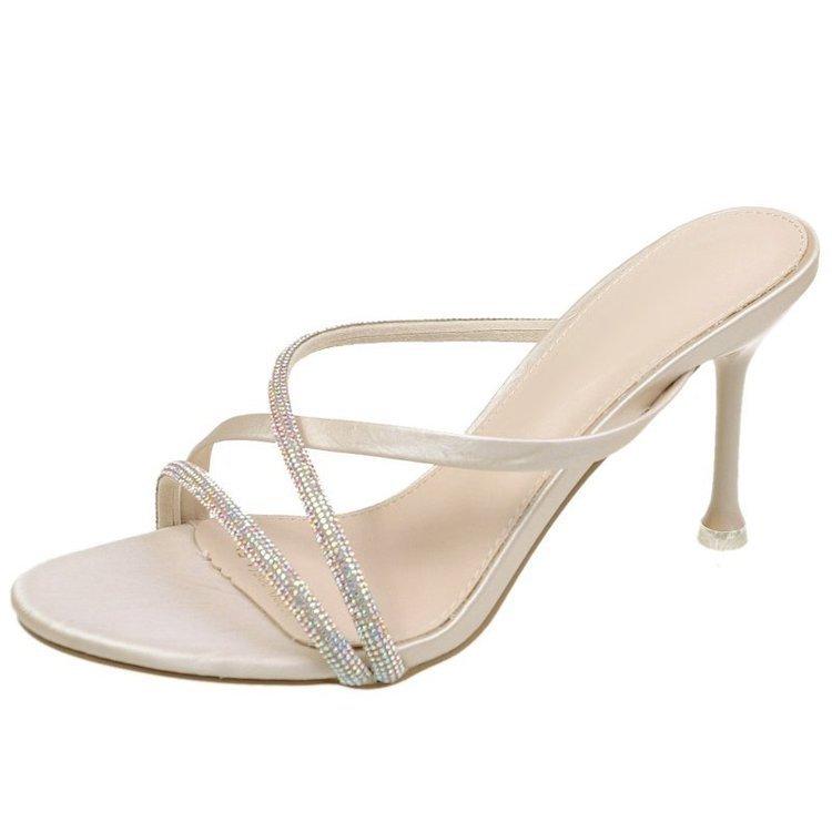 2025 Summer New High-heeled Mid-heeled Shoes Round Head European and American Slippers One-character Rhinestone Sandals Women's Summer Wear