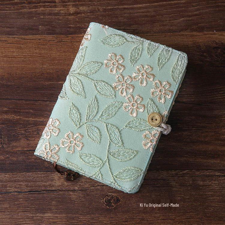 Ancient Floral Embroidery Portable Notebook: Chinese Style Diary