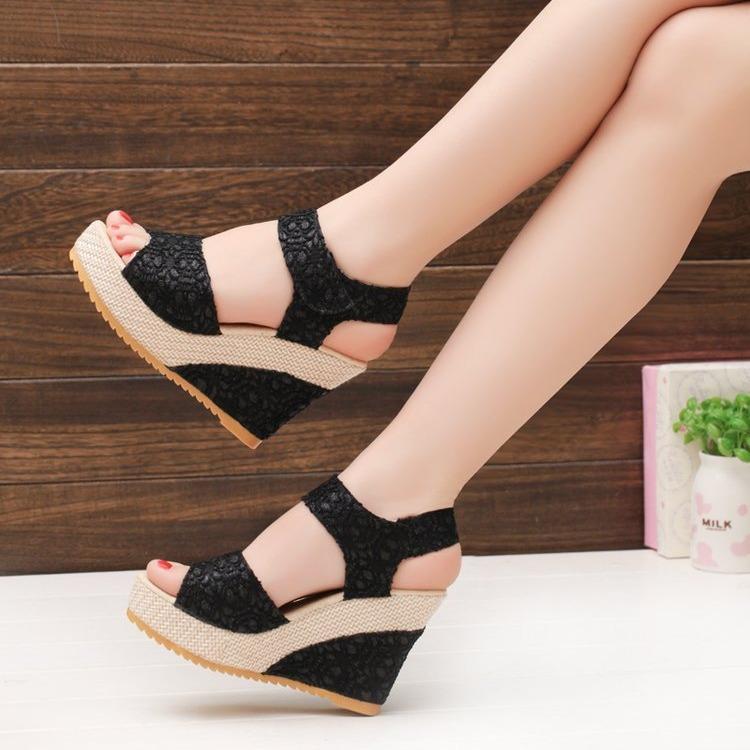 Velcro platform muffin shoes, breathable lace hollow heel sandals women's summer wedge heel sandals