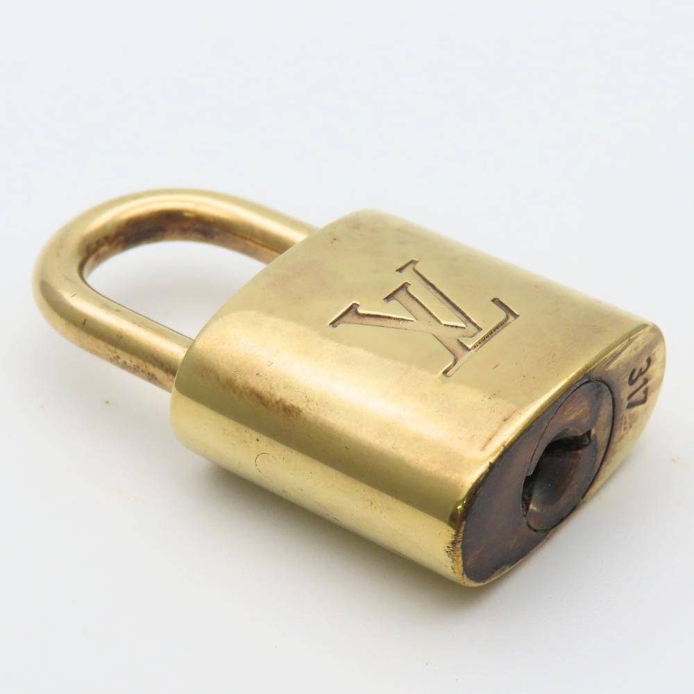 Used LOUIS VUITTON Cadena Key set No.317 metal gold padlock
