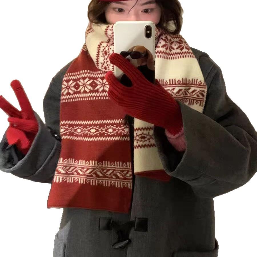 Exquisite Winter New Snowflake Reversible Autumn and Winter Korean Atmosphere Thickened Warm Knitted Scarf Advanced