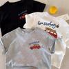 Camiseta Infantil de Algodão Puro com Desenho de Carro - Verão 2026 Tops Casuais de Manga Curta para Meninos e Meninas