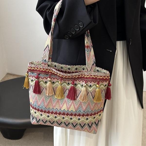 Artistic Chinese Style Woven Underarm Bag With Dual Straps For Office And Travel