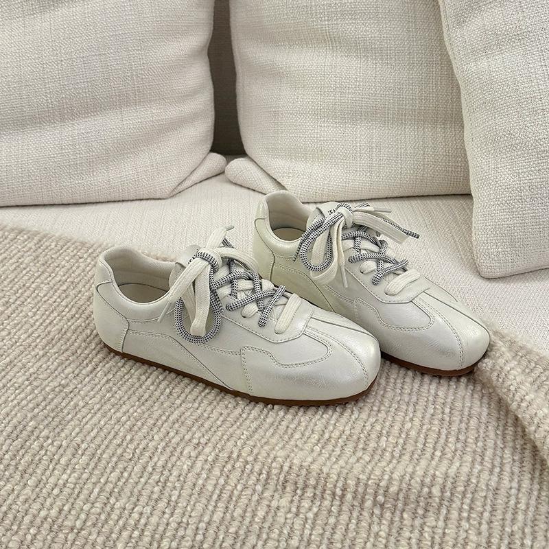 Fashion Women's Flats Shoes New Autumn Leather Shoes Ladies Moral Training Shoes Casual Flat Shoes Women Soft Sole Zapatos De Mujer