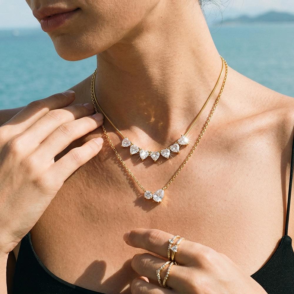 Fine Fashion Jewelry Necklace 18K Gold Plated Stainless Steel Water Drop Heart Shape Zircon Pendant Necklace for Women