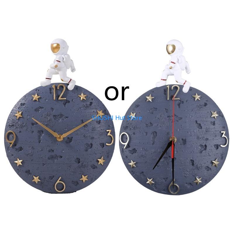 

for Creative Astronaut Wall Clock Modern Light Luxury Decoration Cosmonaut Clock Resin Crafts for Living Room Bedroom D57B серый