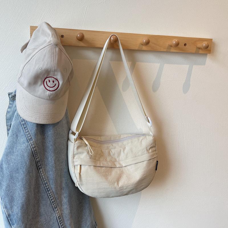 Korean Version of Casual Small Bag Women's 2025 New Nylon Cloth Dumpling Bag Wide Shoulder Strap Single Shoulder Messenger Bag One Piece Delivery